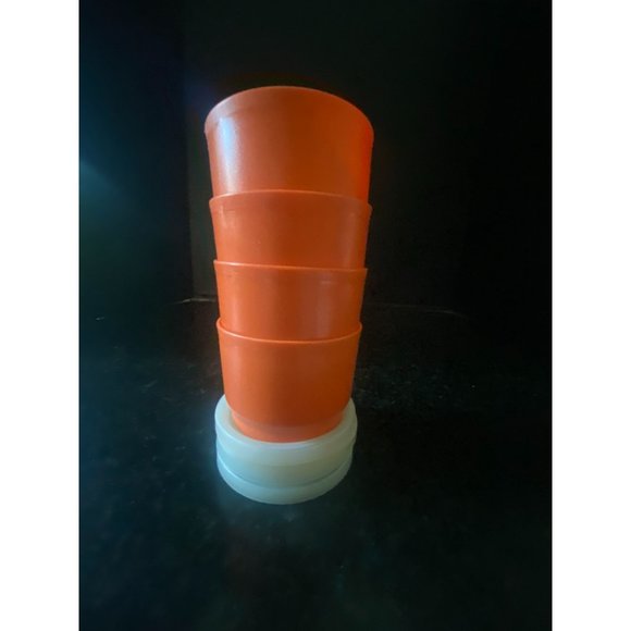 Tupperware #1229 -8 Snack Cups With Lids USA, Vintage, (Qty. 4 Cups amd Lids) - Picture 3 of 6